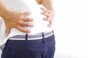 ゴルフによる腰痛｜原因＆解消方法を大阪の接骨院が解説